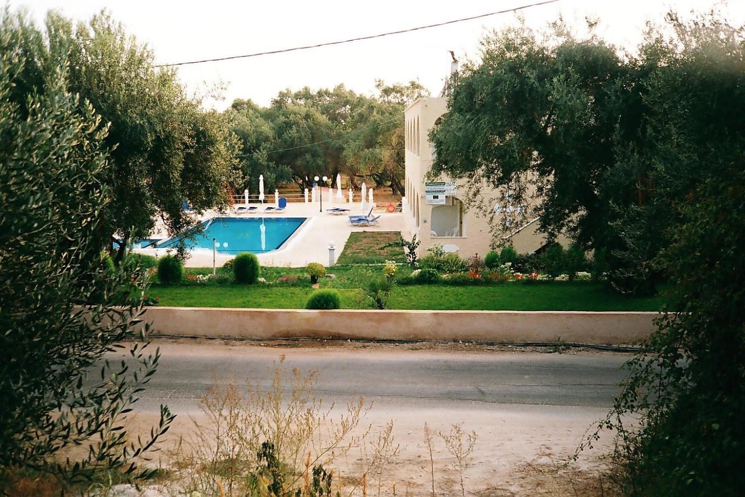 Ágios MatthaíosPrasoudopetra公寓式酒店 外观 照片
