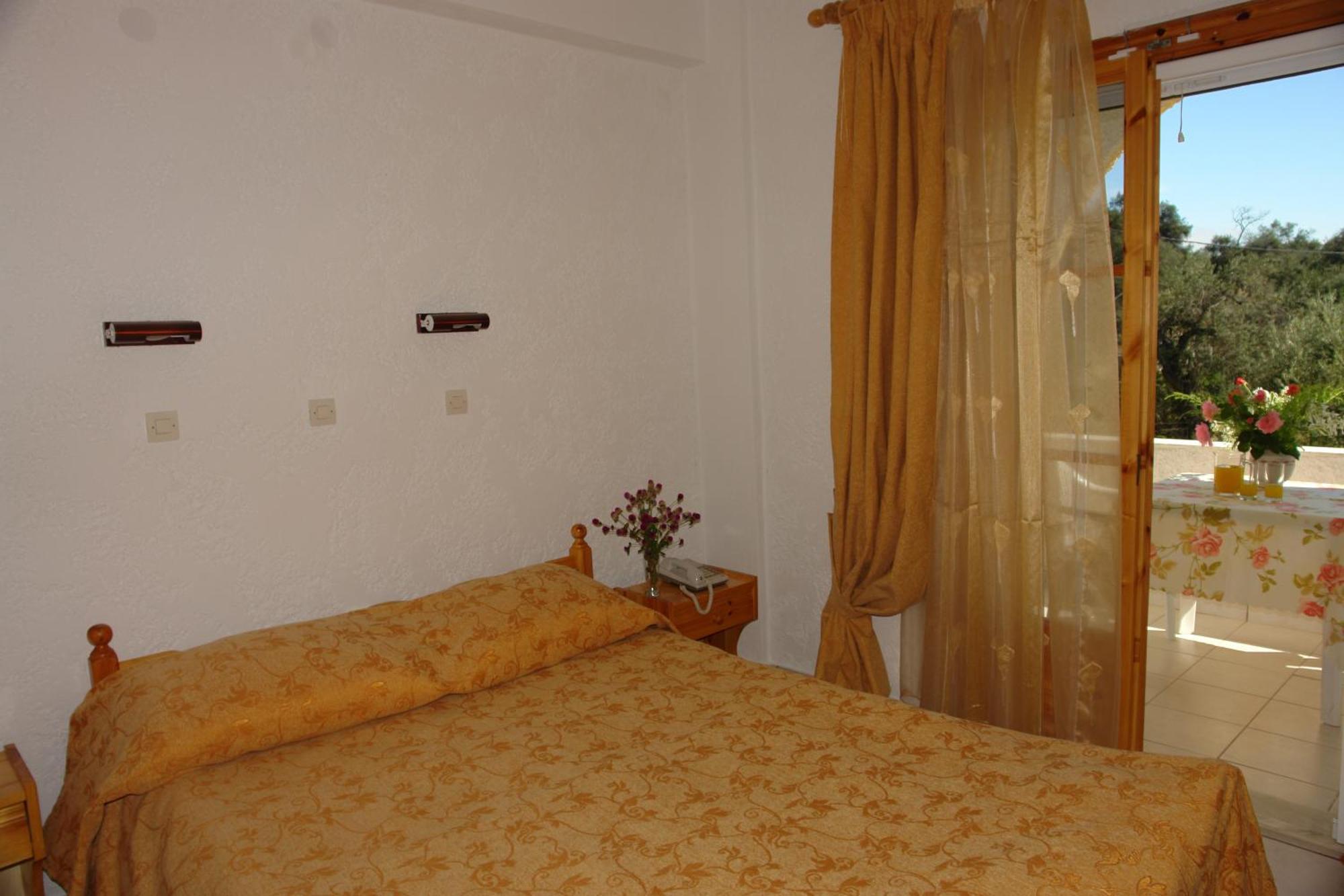 Ágios MatthaíosPrasoudopetra公寓式酒店 客房 照片